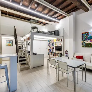 Historic Center Cozy Loft Appartamento Roma